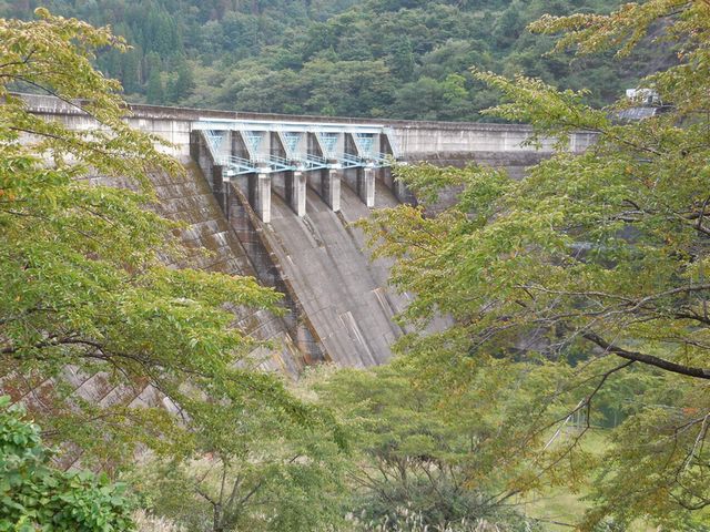 鷲ダム