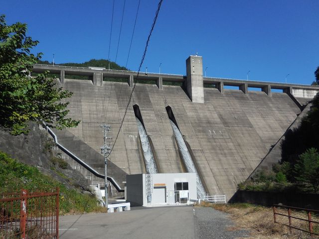 阿多岐ダム