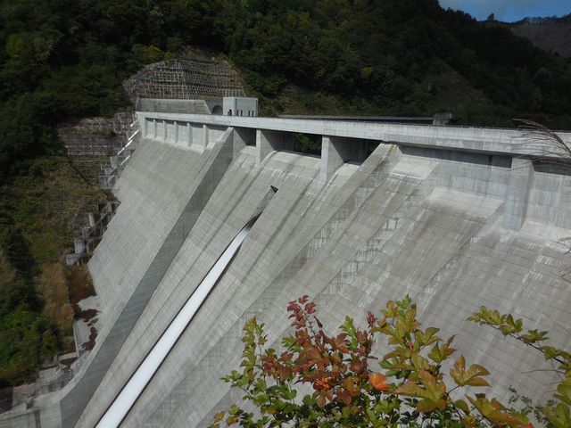 丹生川ダム