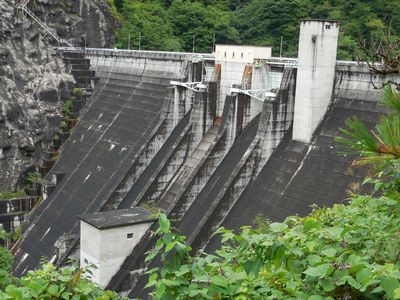 松川ダム